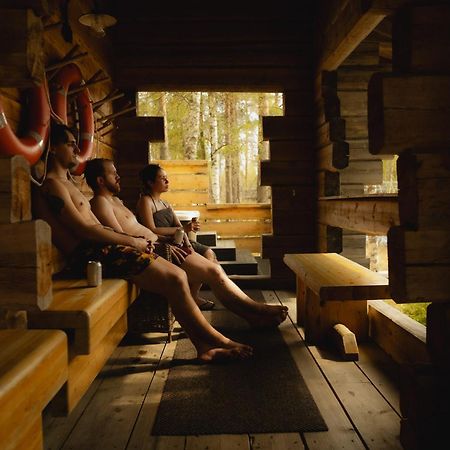 Vaattunki Wilderness Resort Rovaniemi Eksteriør billede