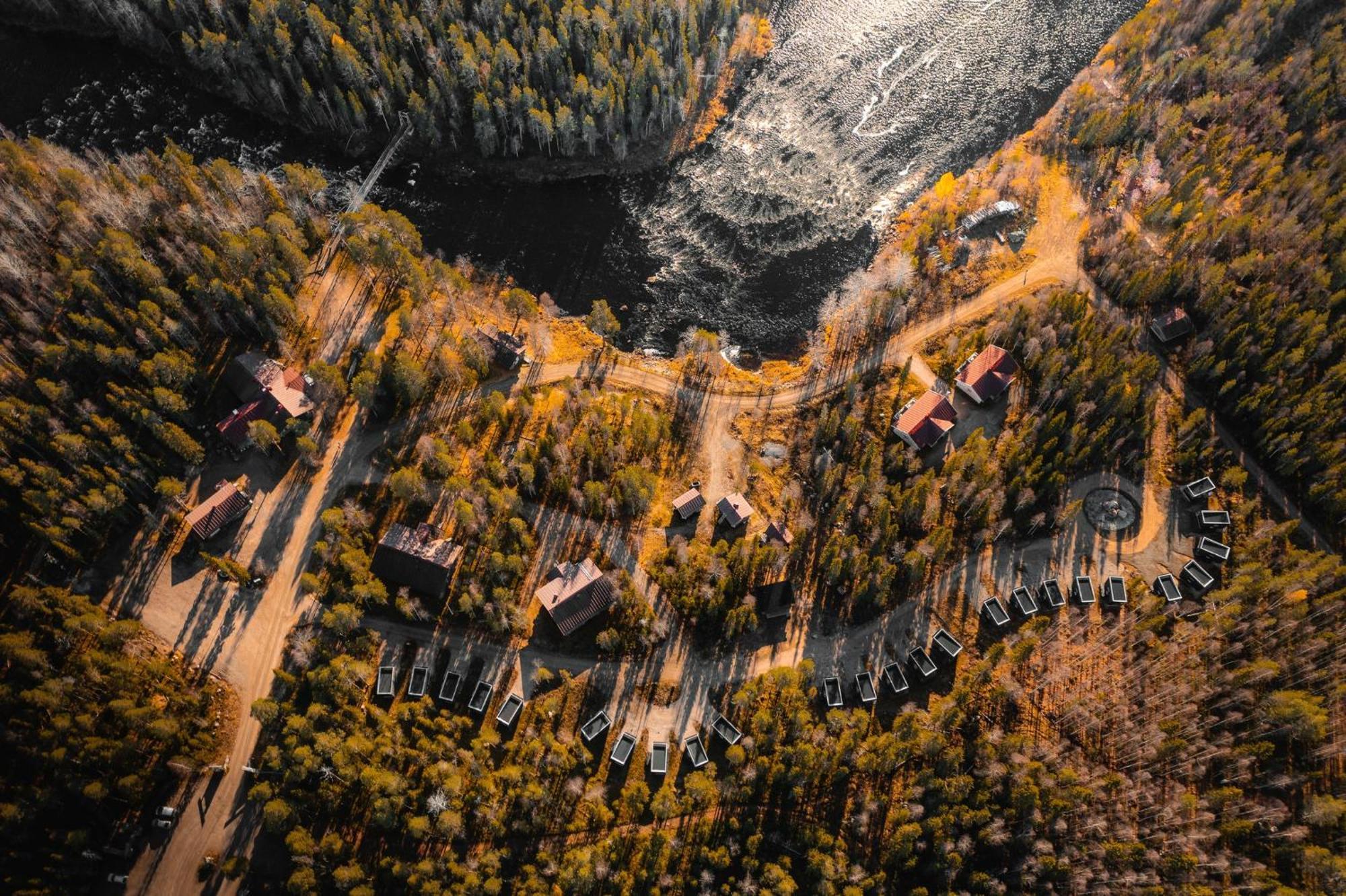 Vaattunki Wilderness Resort Rovaniemi Eksteriør billede